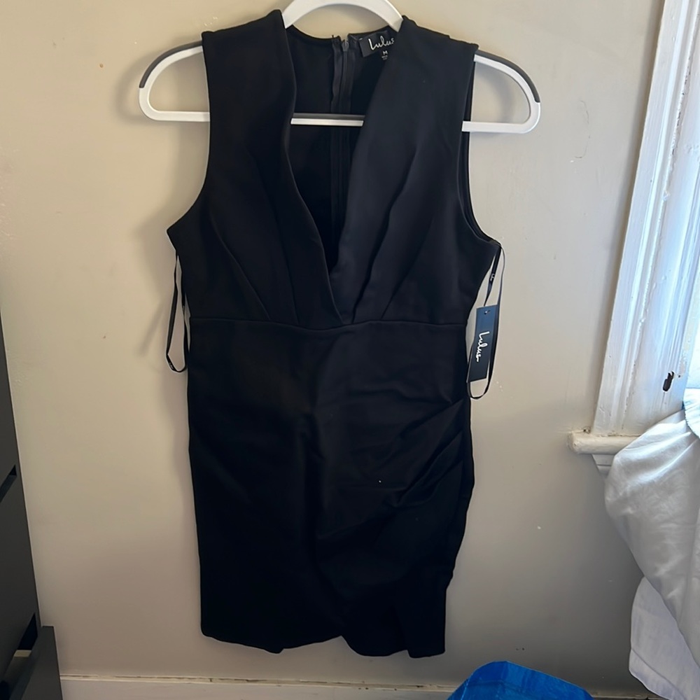 Lulus black dress, unworn, great condition